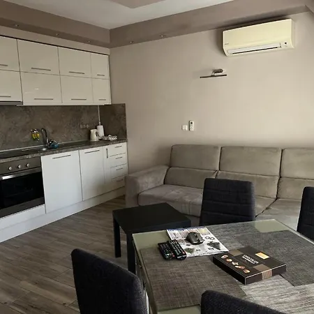 Parensov- Luxury Apartment- Red Square Apartment *